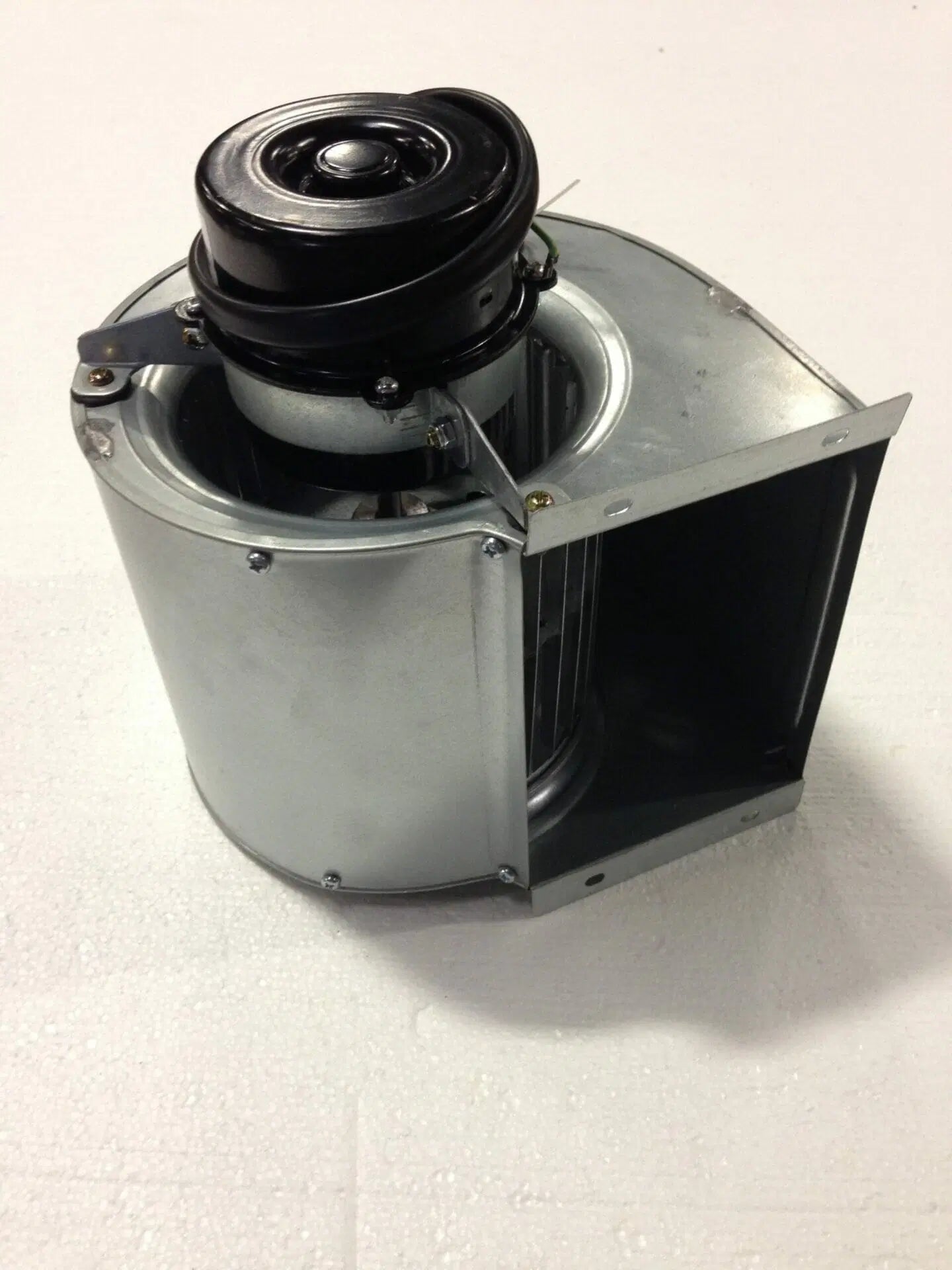 Small Blower 390 CFM (-2, -3, -7) – Trade-Wind USA